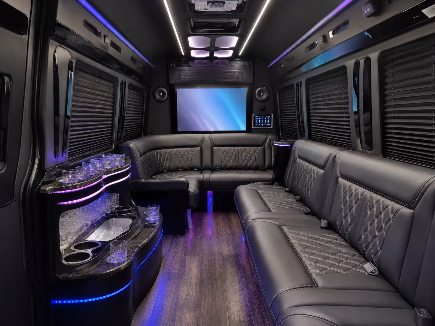 bus rental options for lake havasu city trips