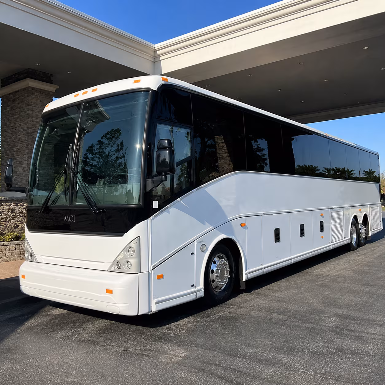 bus rentals from lake havasu city to ontario international and other california airports